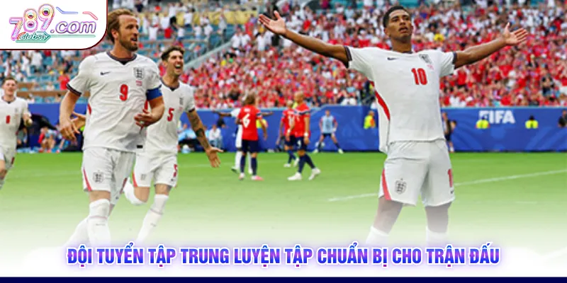 Đội tuyển tập trung luyện tập chuẩn bị cho trận đấu